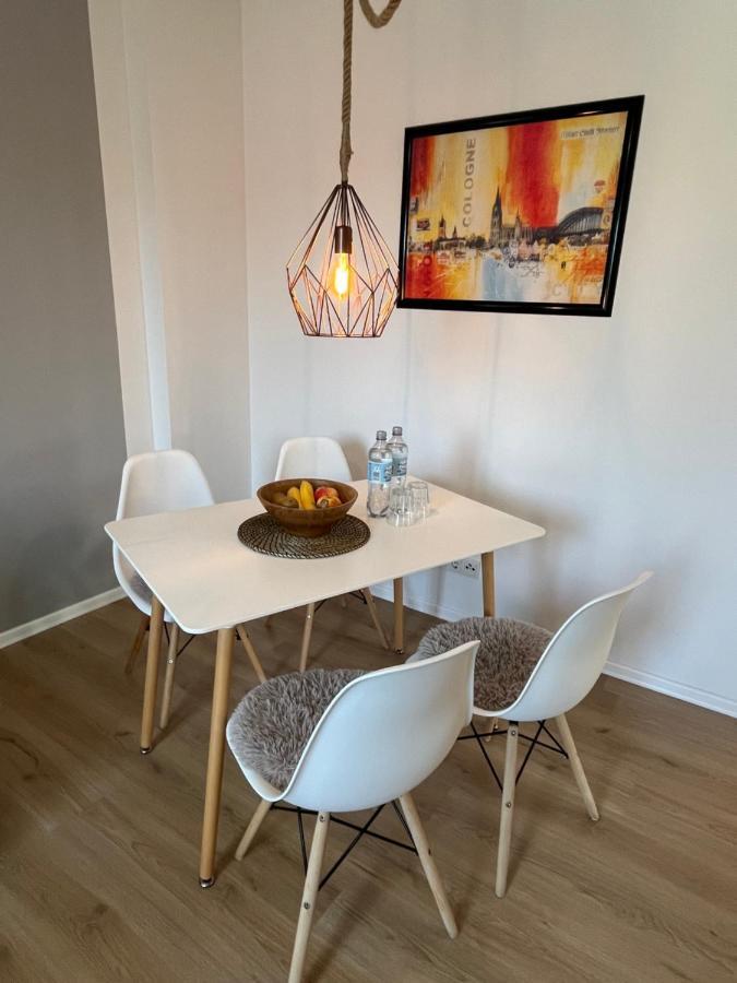 Moderne Wohlfuehl-Wohnung In Troisdorf Altenrath Bagian luar foto